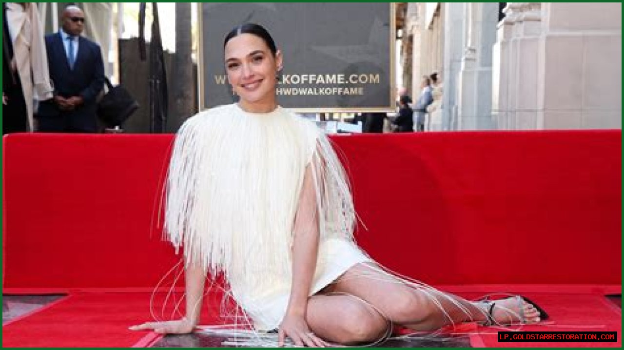 Dana Gadot's Height, Weight, And Net Worth Decoded